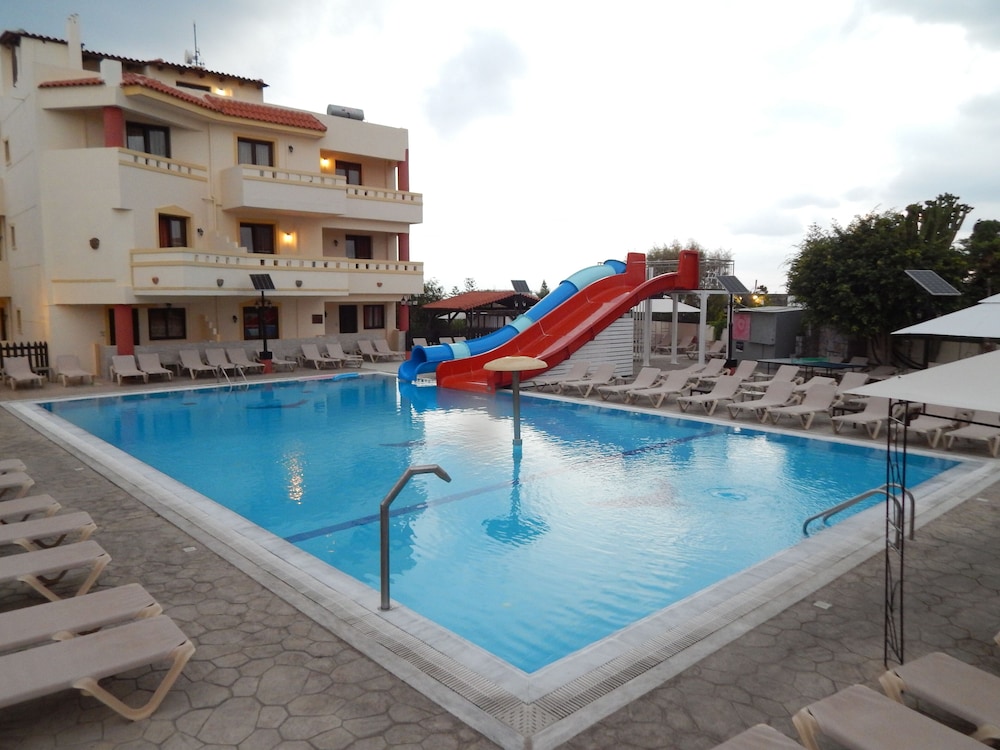 ST. CONSTANTIN SEA HOTEL AND SPA RESORT in HERSONISSOS