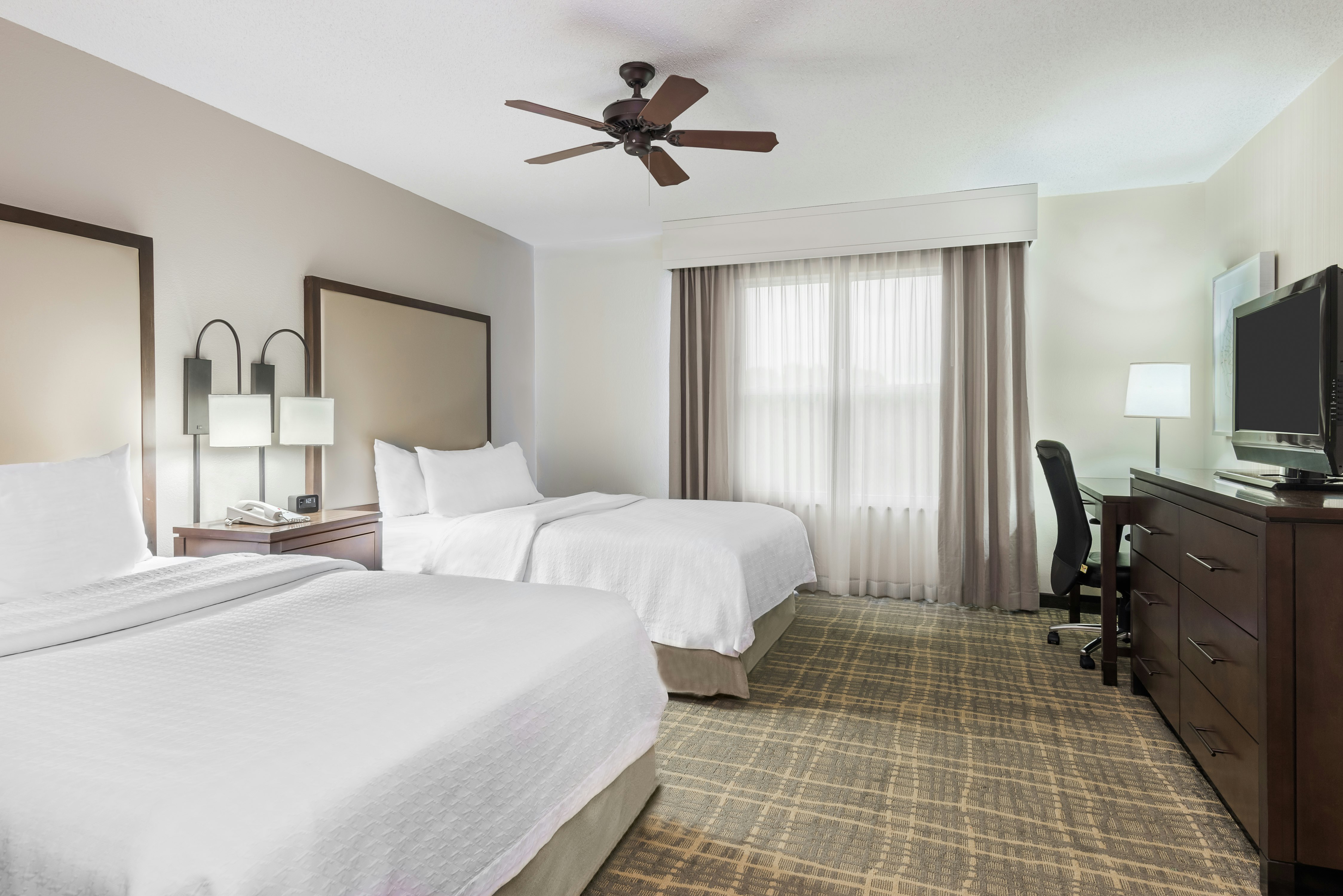 1 BEDROOM, SUITE, 2 DOUBLE BEDS