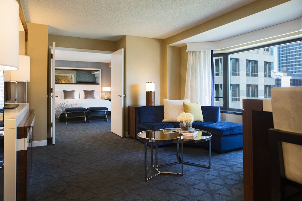 Renaissance Chicago Downtown 52/80