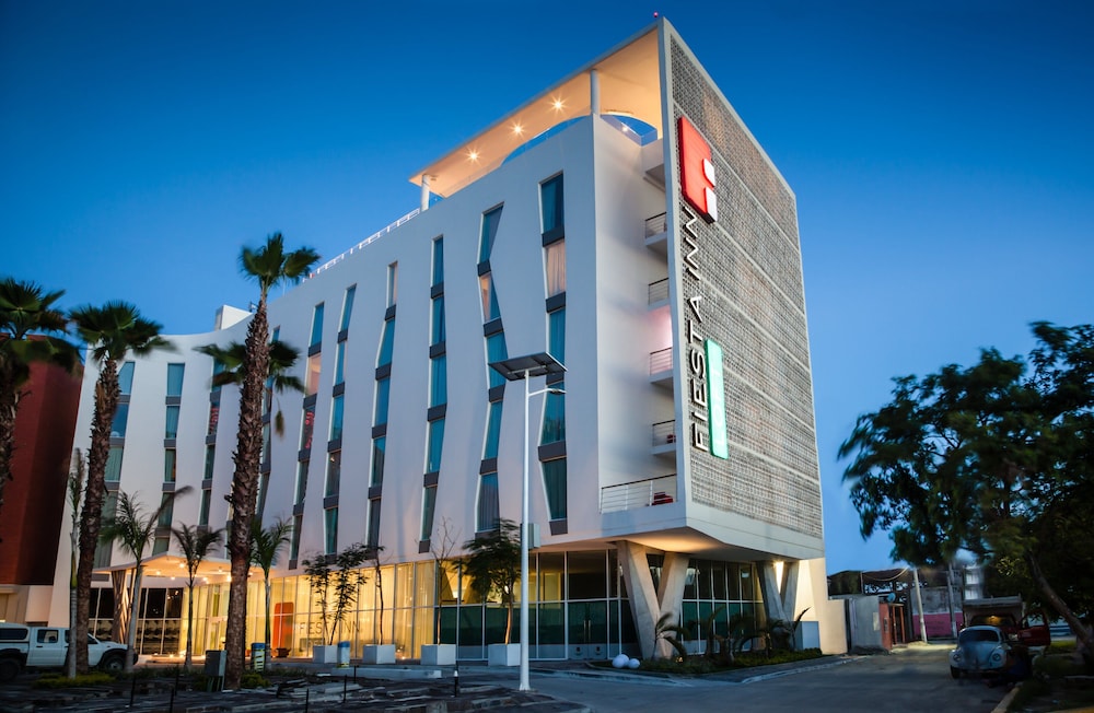 Fiesta Inn and Loft Ciudad del Carmen 3/50