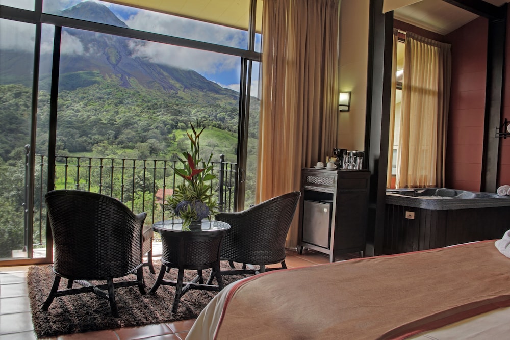 ARENAL KIORO SUITES AND SPA 45/71