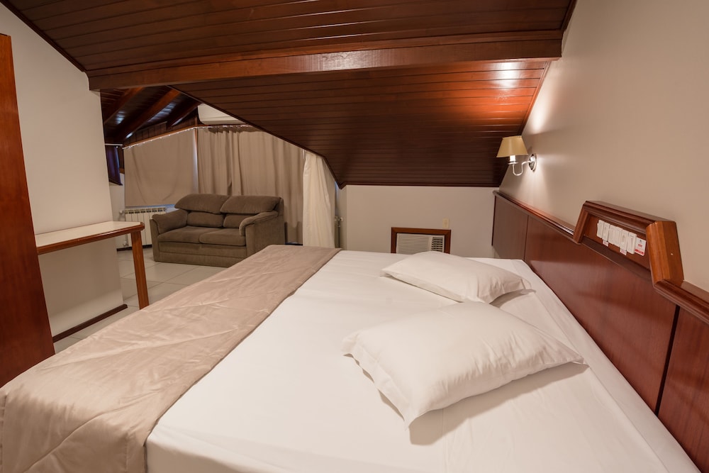 Hotel Fioreze Origem 15/68