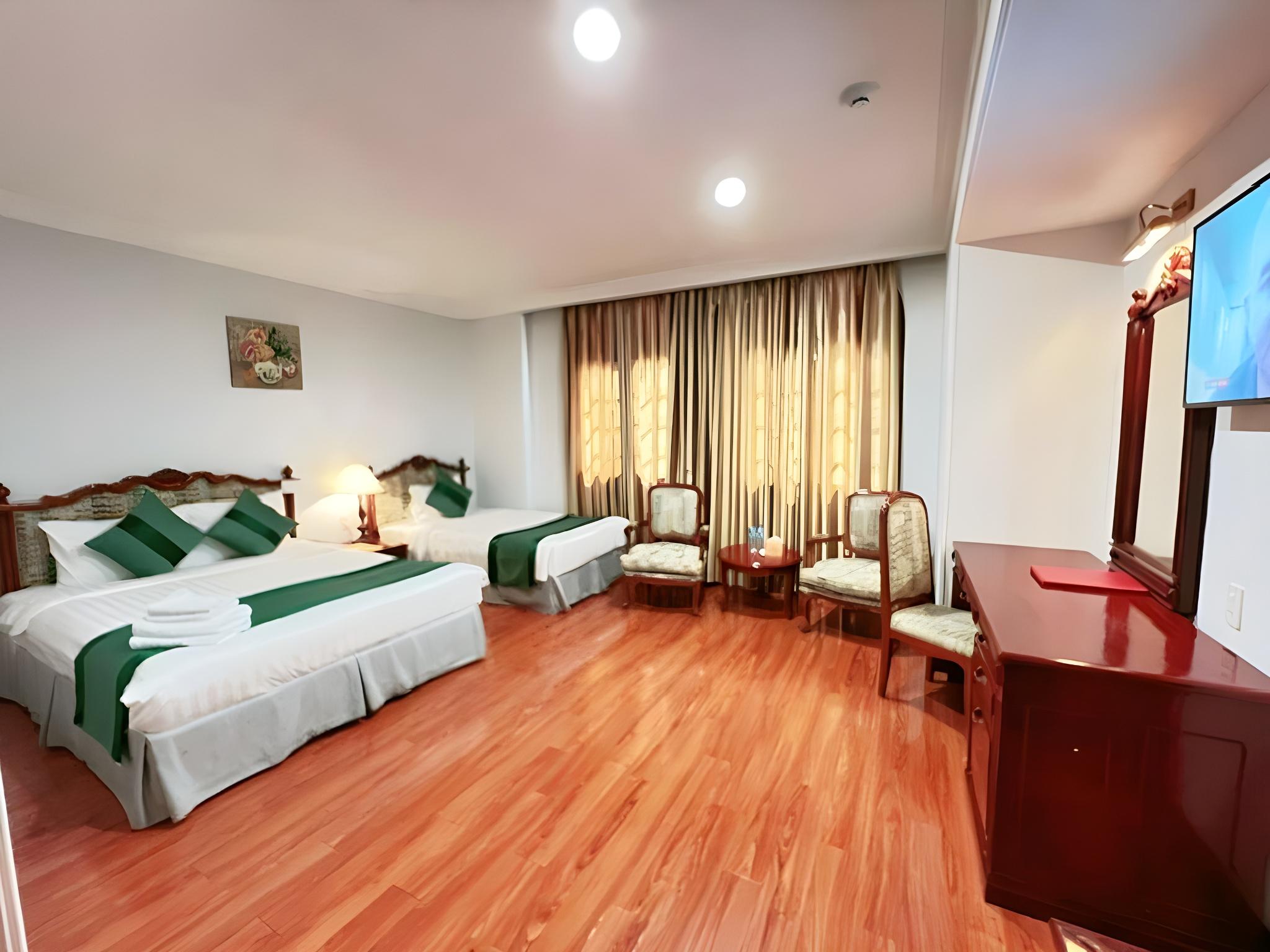 Studio, Suite, Twin Beds, River View