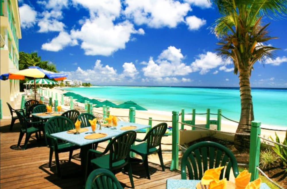 Coral Mist Beach Hotel 19/30