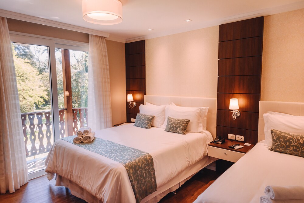 HOTEL JARDINS DA COLINA 26/76