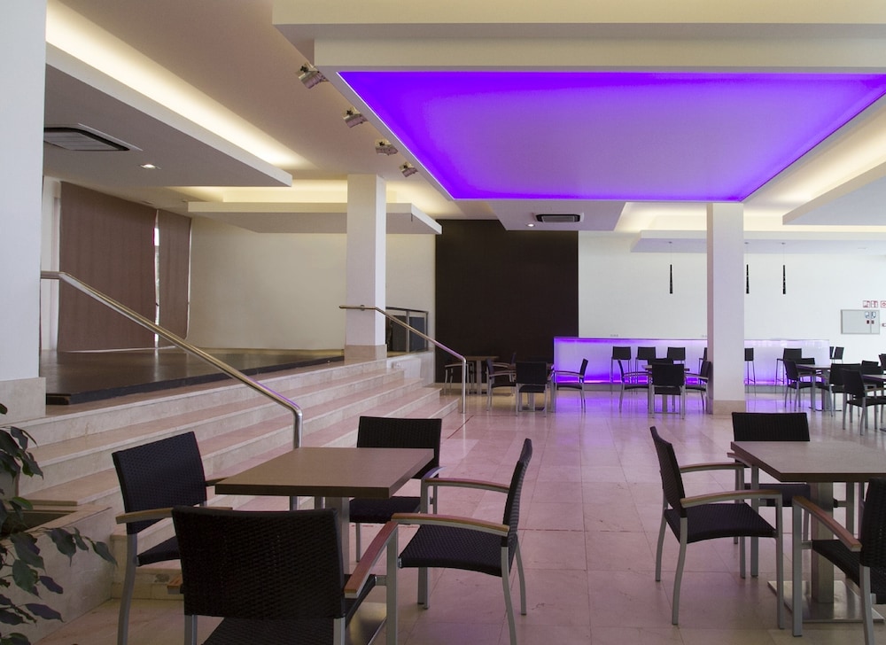 Hotel Gran Garbi 23/34