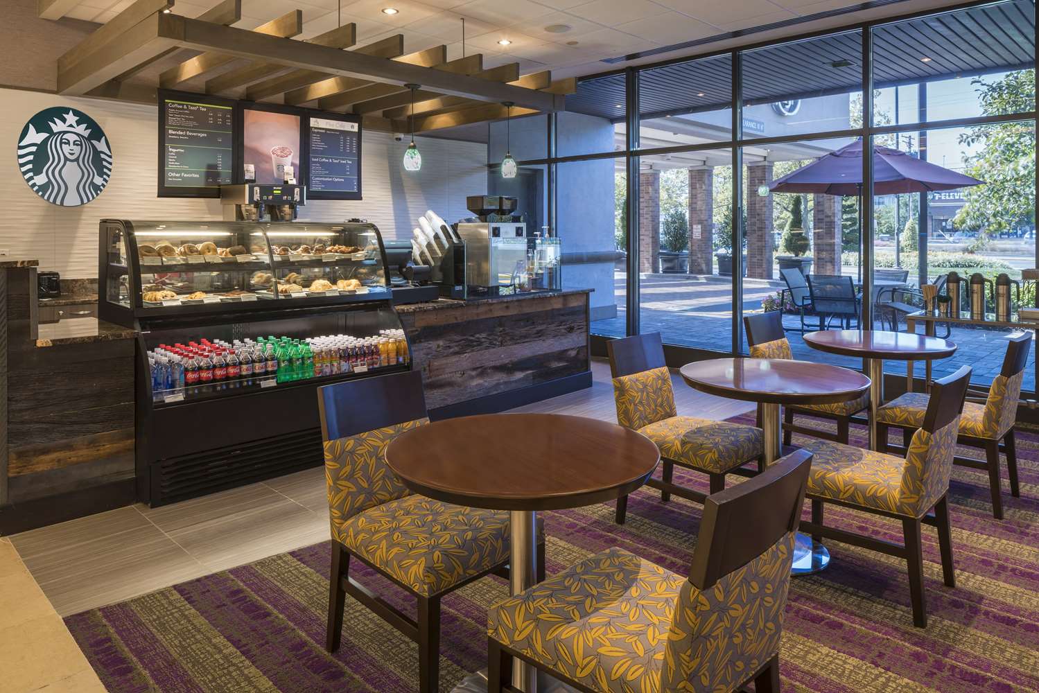 restaurant cafeteria