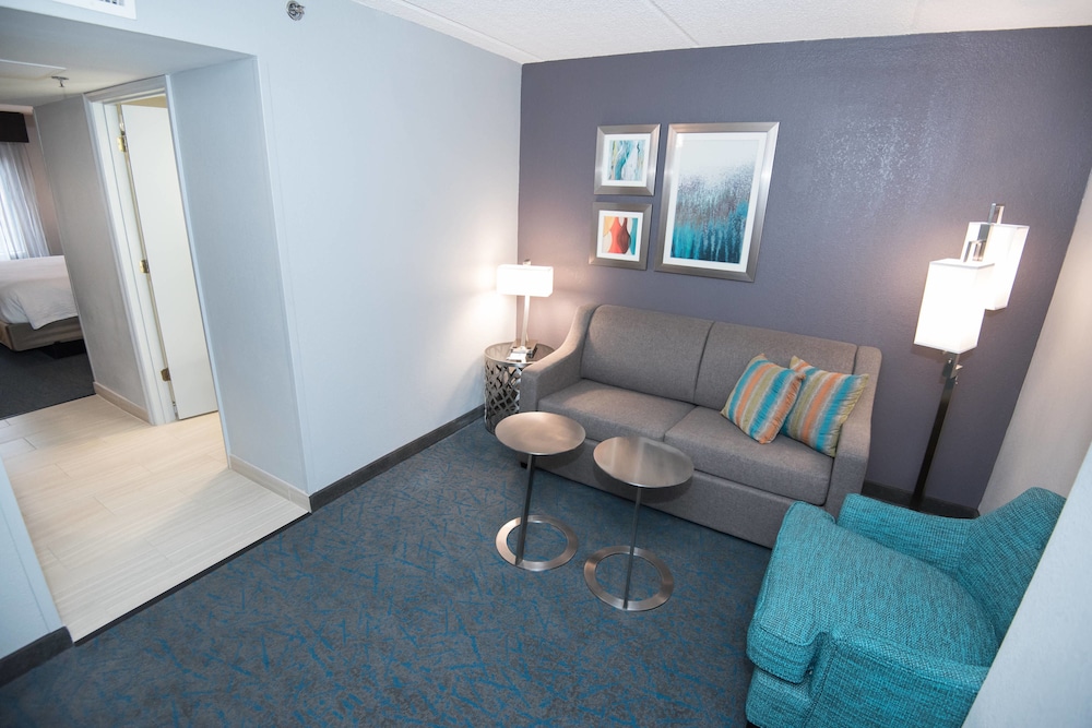 Fairfield Inn And Suites By Marriott Atlanta Airport North 26/32