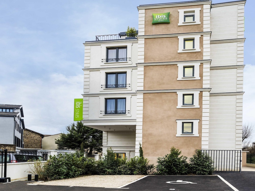 Ibis Styles Clamart Gare Grand Paris 5/65