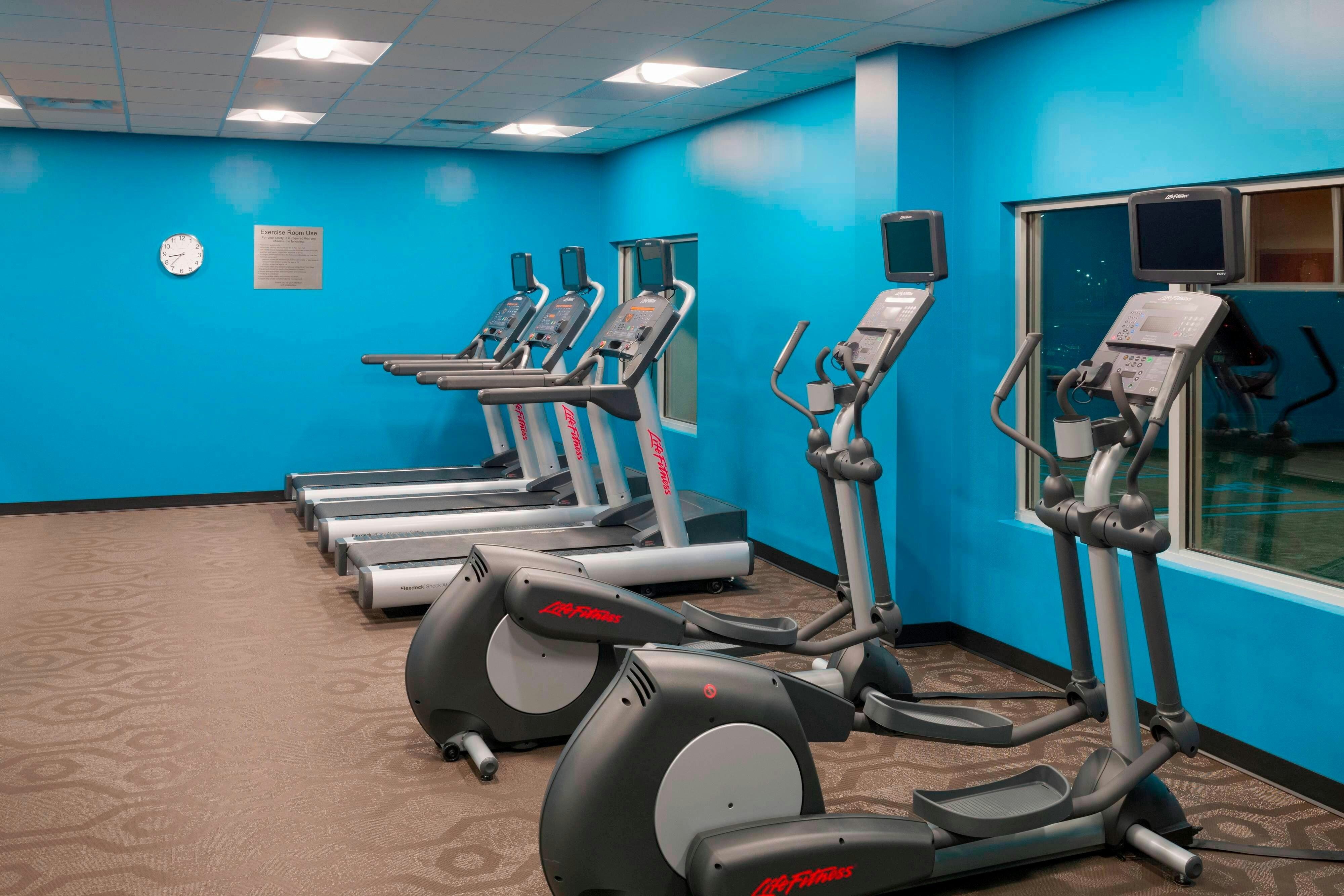 Fairfield Inn Suites By Marriott Paramus 21/47