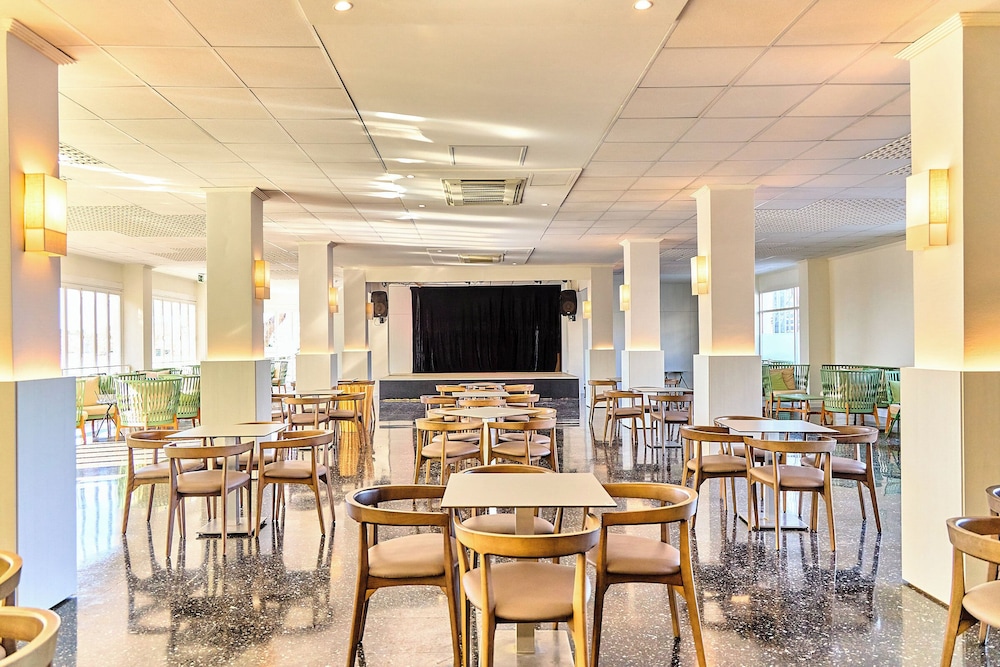 Leonardo Royal Ibiza Santa Eulalia 35/50