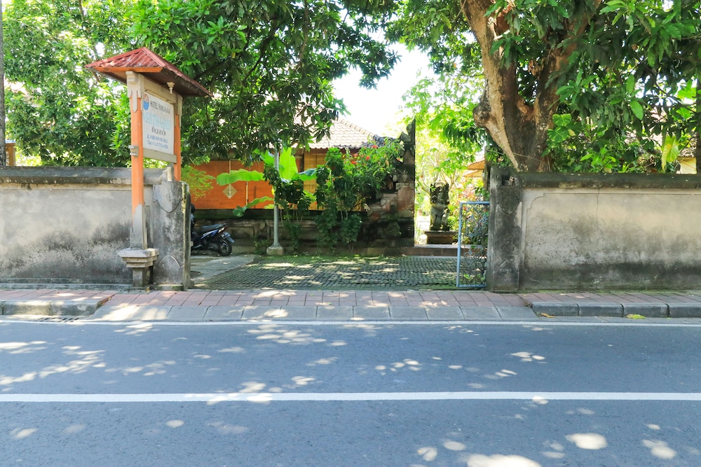 Mertha Jati Hotel 19/32