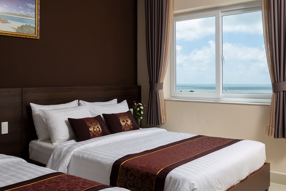 Nolis Hotel 25/54