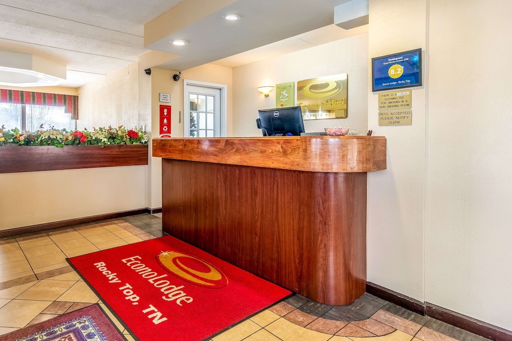 Econo Lodge Rocky Top, TN 4/27