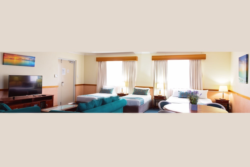 White Lace Motor Inn 25/67