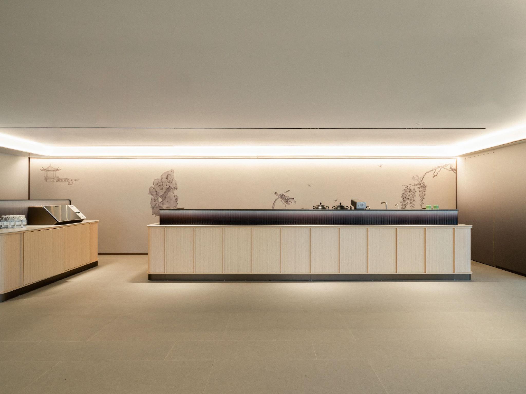 Ji Hotel (Beijing Road Pedestrian Street Tianzi Wharf) 16/50