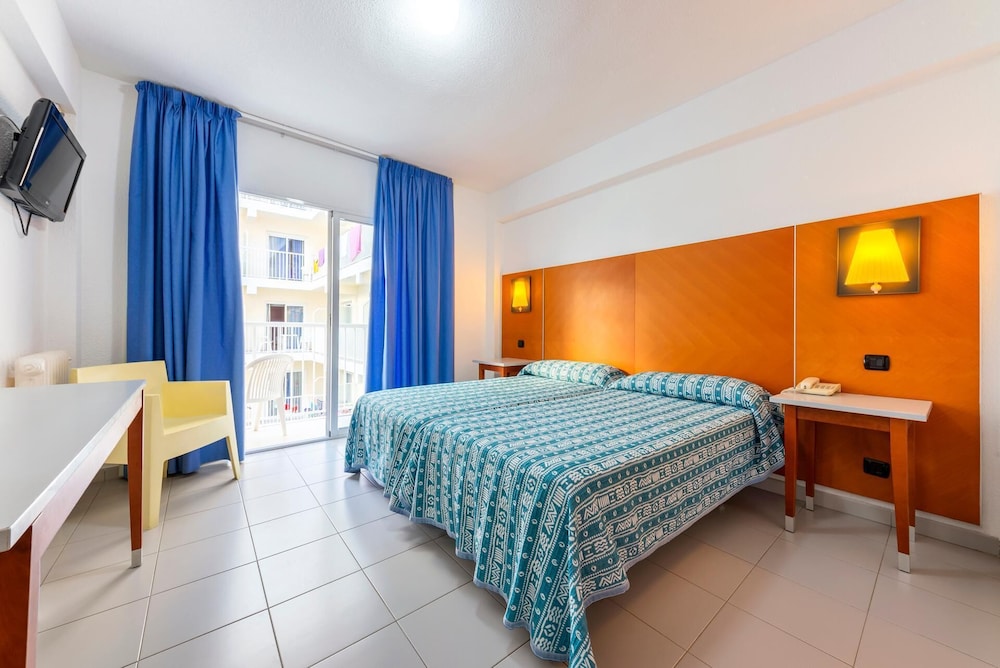 Port Fiesta Park Hotel 19/50