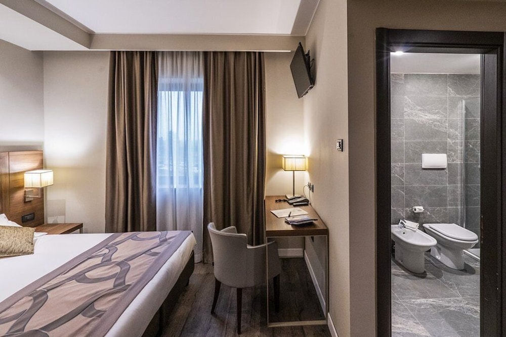 Smart Hotel Holiday 19/50