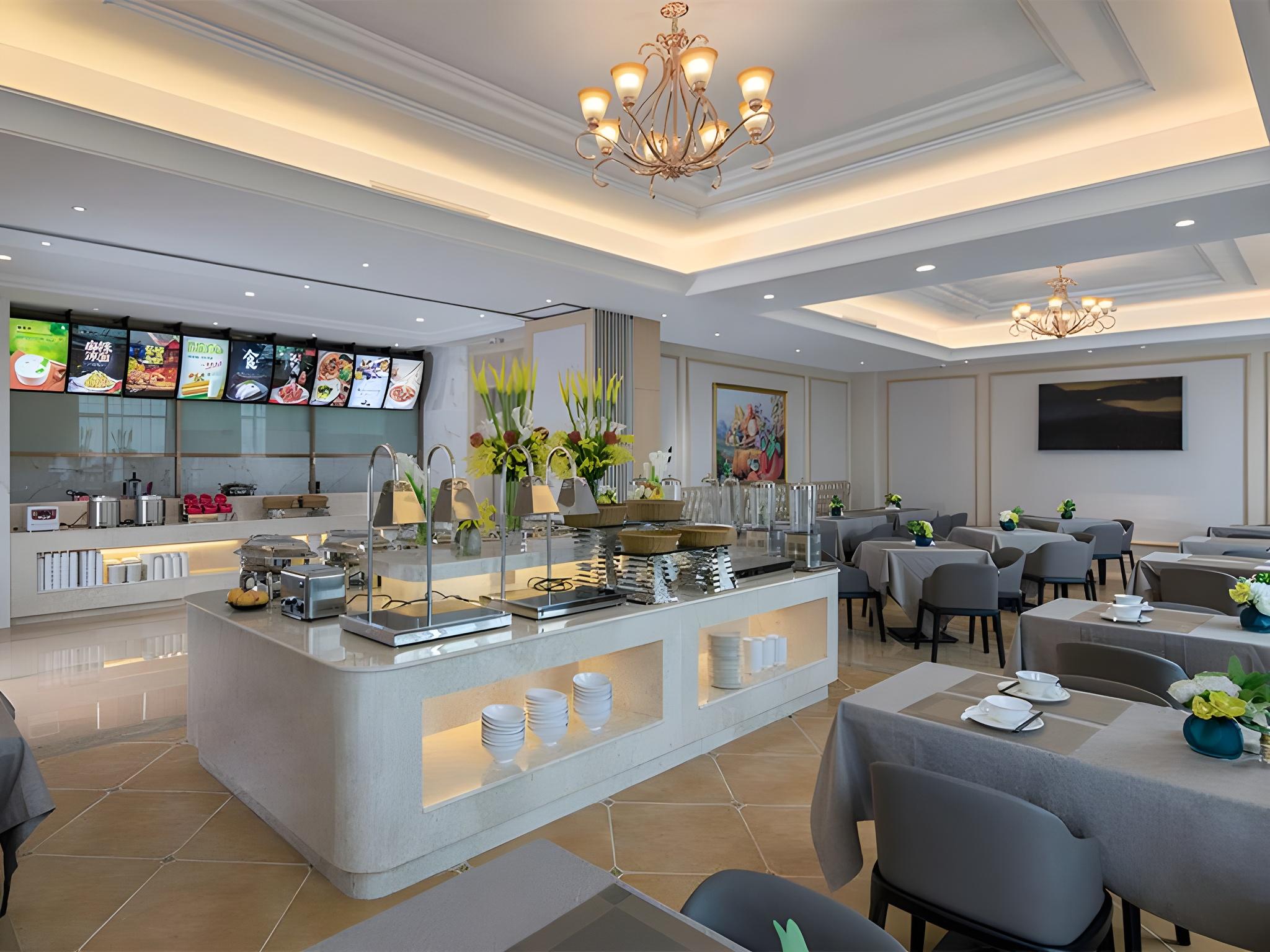 Vienna International Hotel (Dongguan Qingxi Center) 19/20