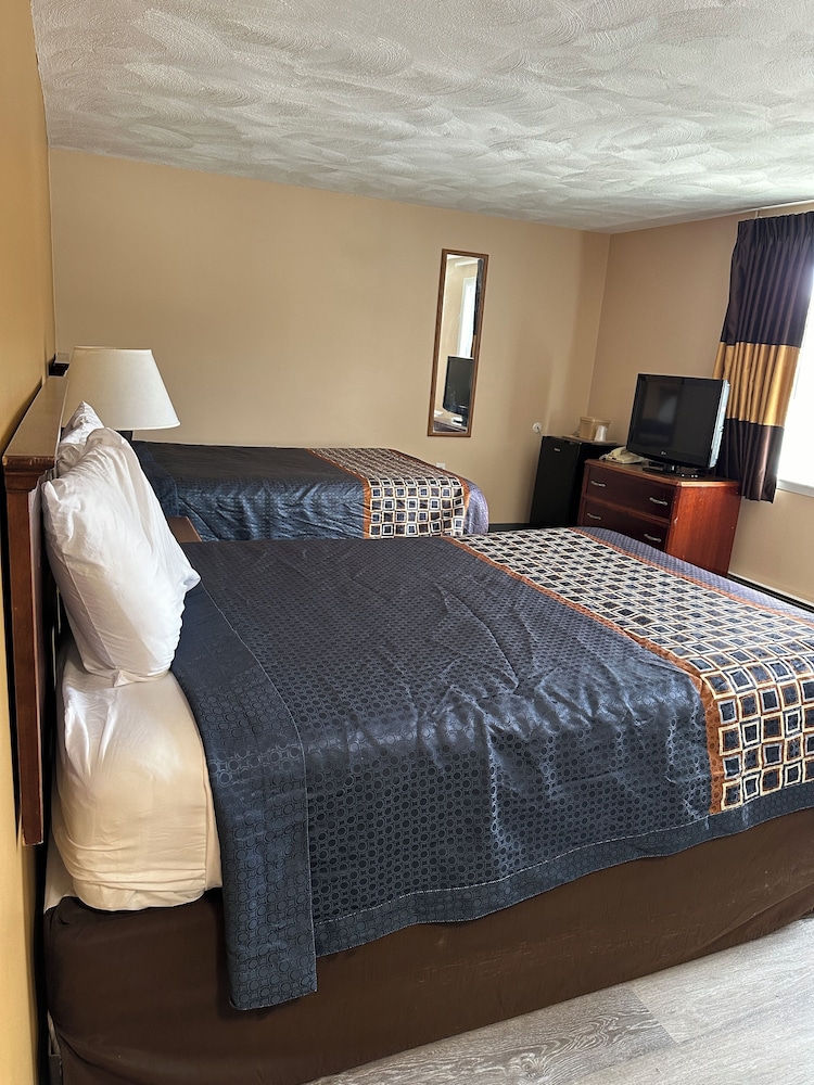 Wickford Motor Inn 34/53
