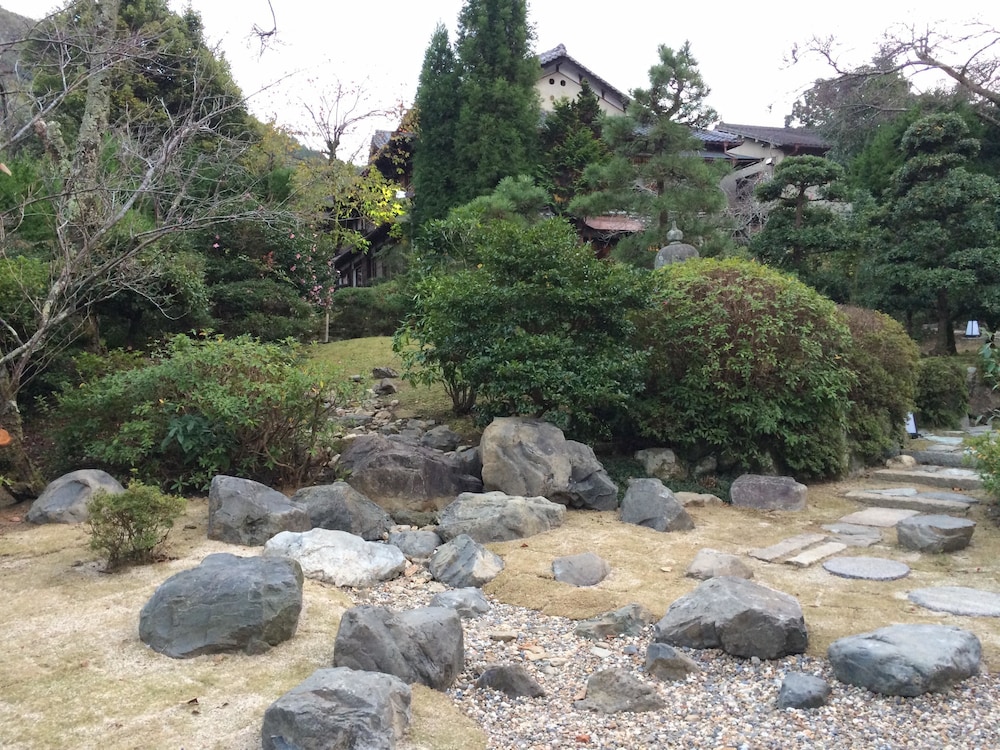 Amami Onsen Nanten-En 40/50