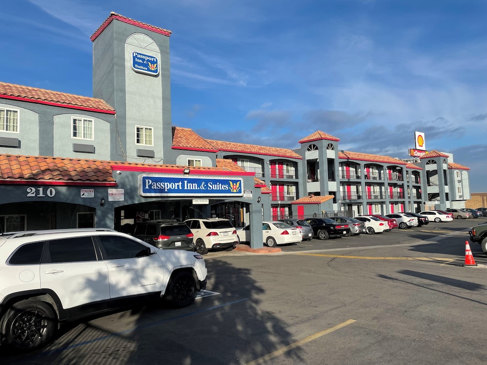 Heritage Inn And Suites 46/58