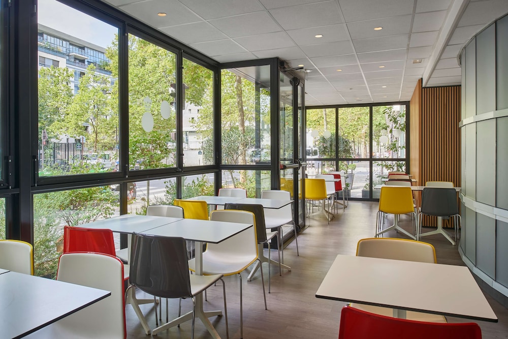 Hotel Campanile Paris Bercy Village 26/31