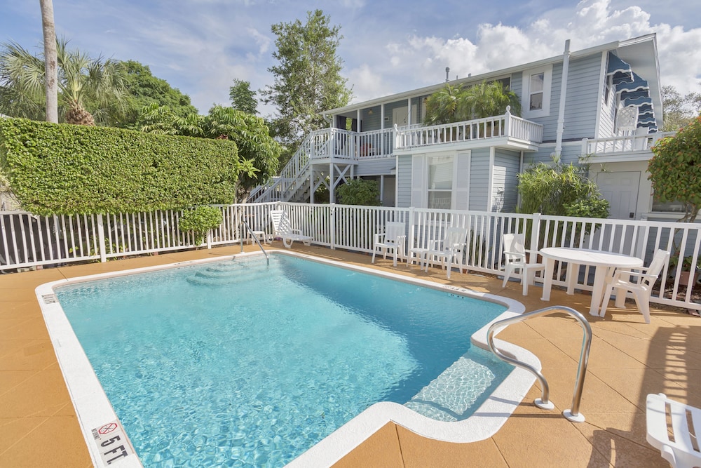 Meranova Guest Inn 41/50