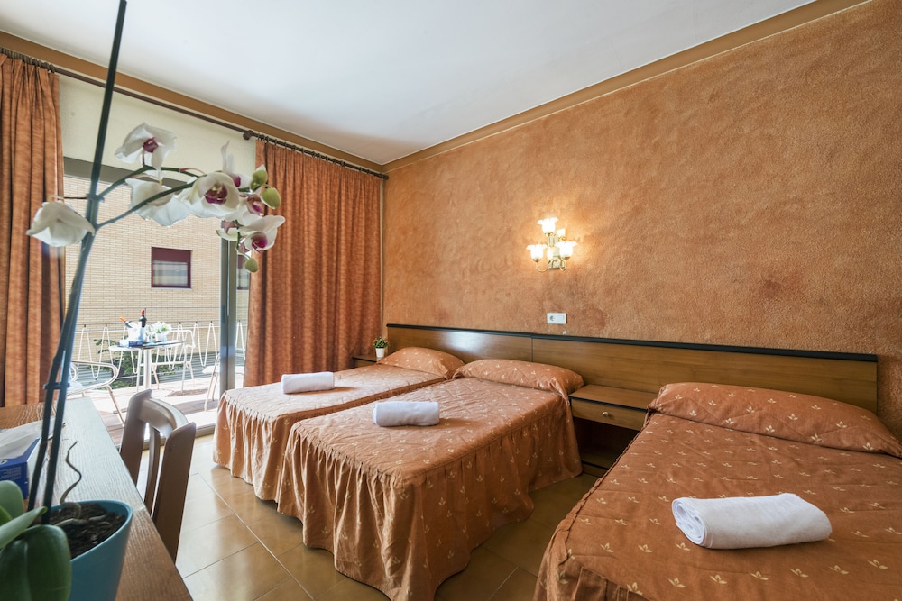 Hotel Marisol 19/50