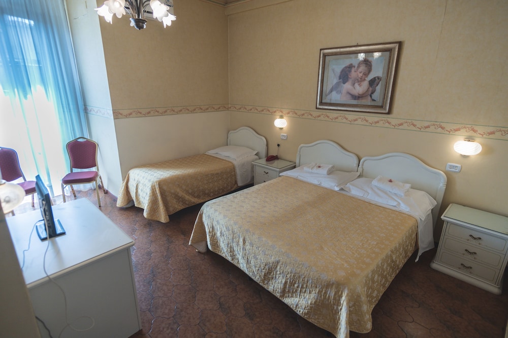 Hotel Victoria 23/49