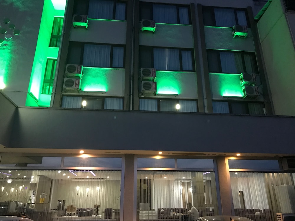 Hande Hotel 2/60