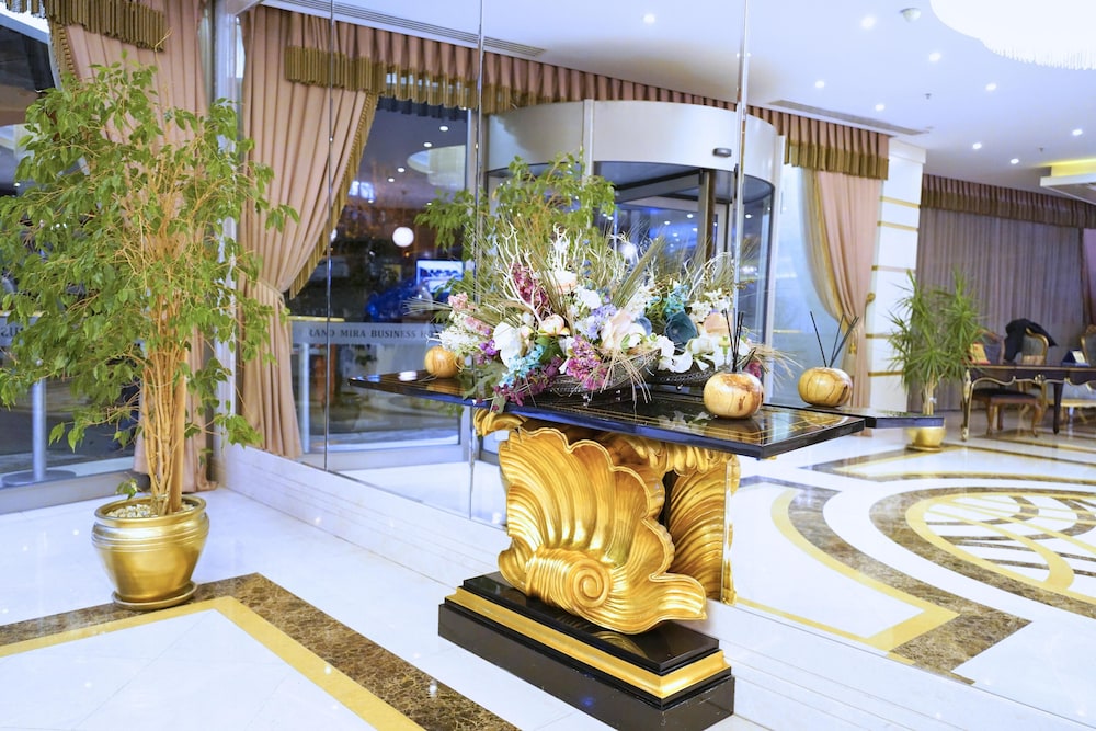 The Grand Mira Hotel 8/50