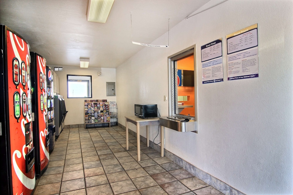 Motel6 Lubbock, TX 10/42