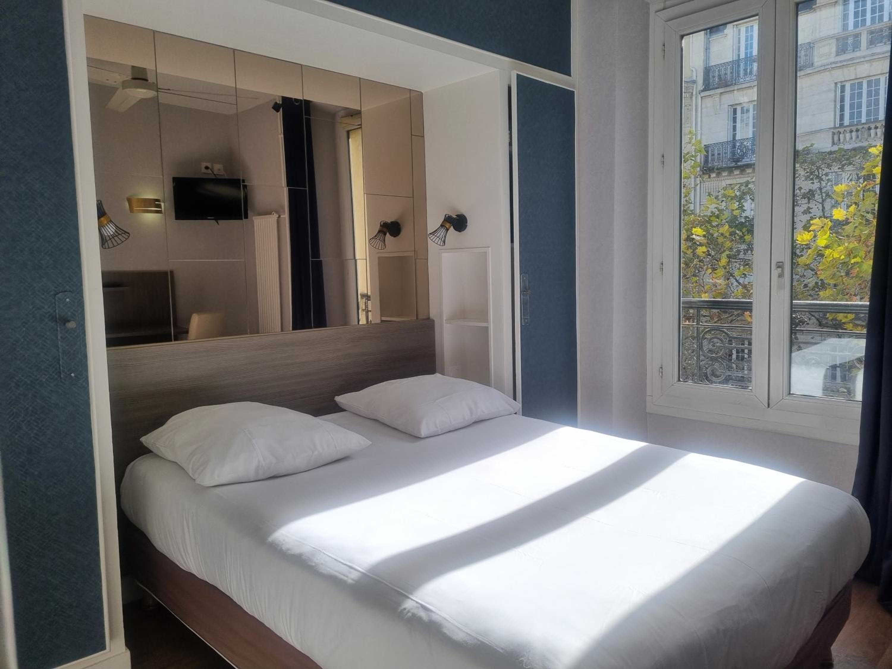 HOTEL EIFFEL KENSINGTON 13/52