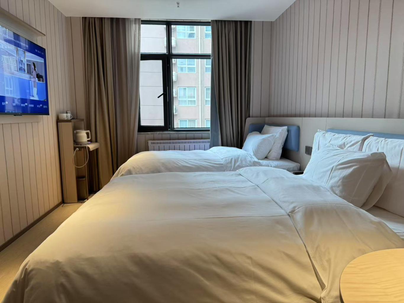 Hanting Hotel (Xi'an Big Wild Goose Pagoda) 4/21