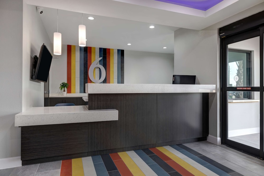 Lobby at Studio6 Katy, TX – Energy Corridor, KATY - TX