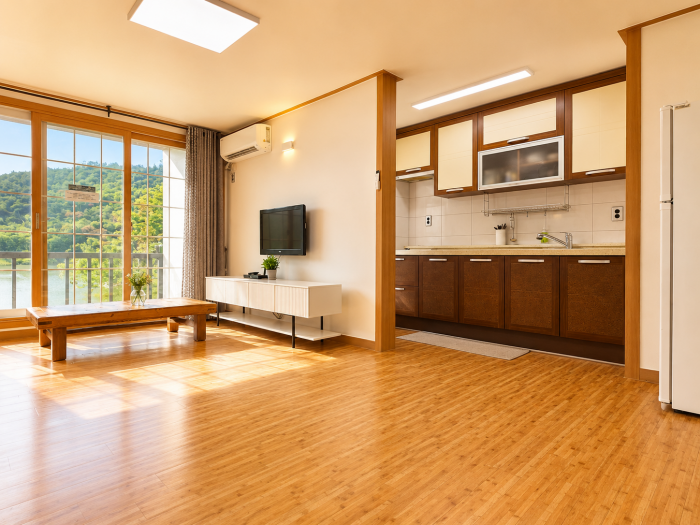 Gyeongju Lakeside Waltz Pension 10/22