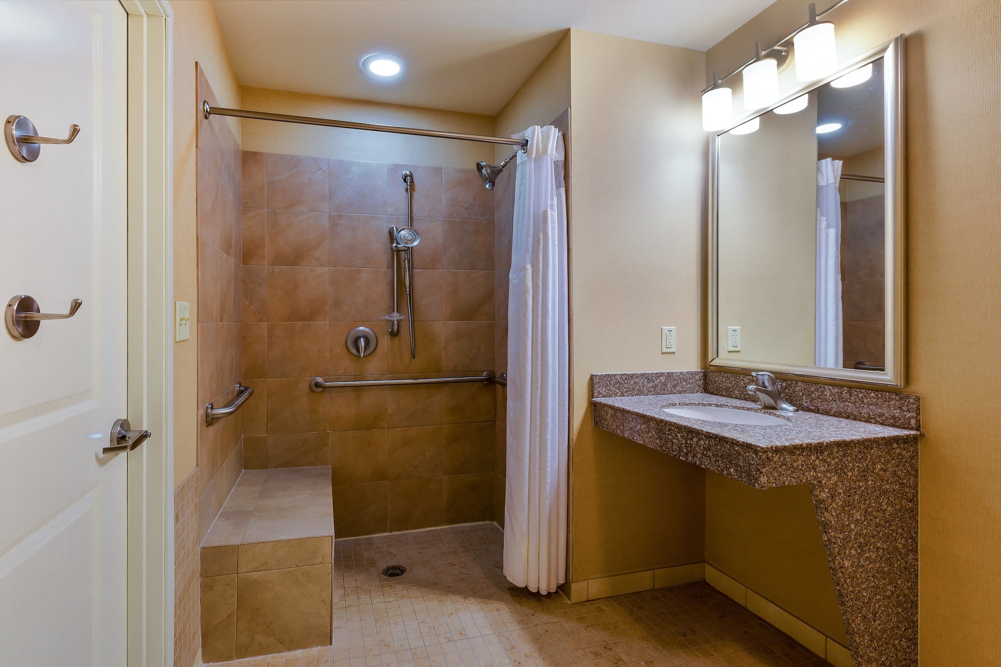 غرفة قياسية، Holiday Inn Express Hotel And Suites Alpine Southeast 2/2