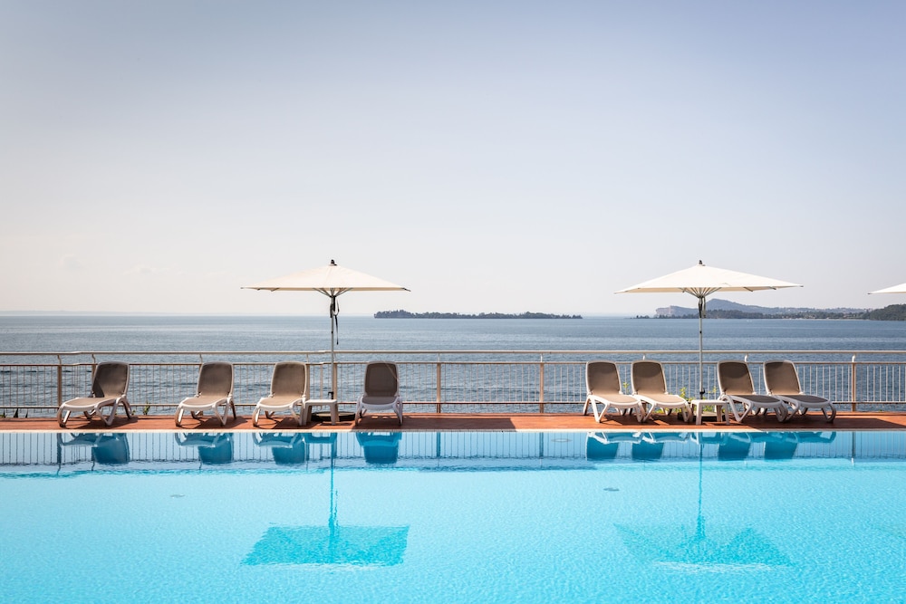 Hotel Villa Florida 45/50
