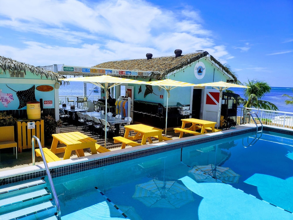 Compass Point Dive Resort 5/50