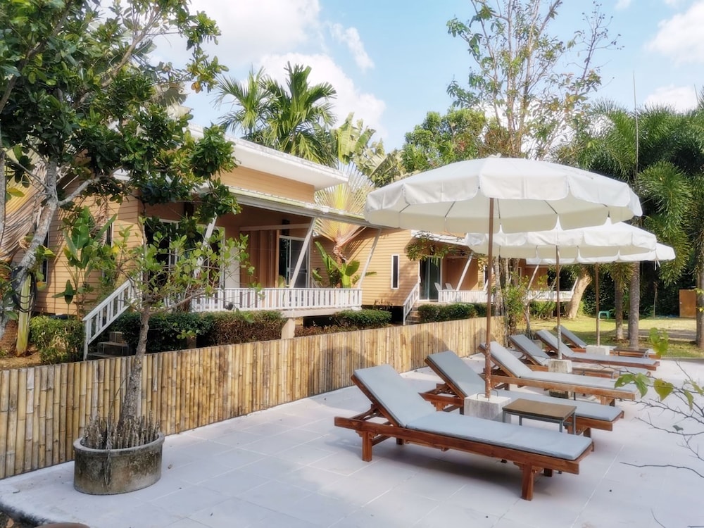 Villa Cha Cha Krabi Beachfront Resort 2/69