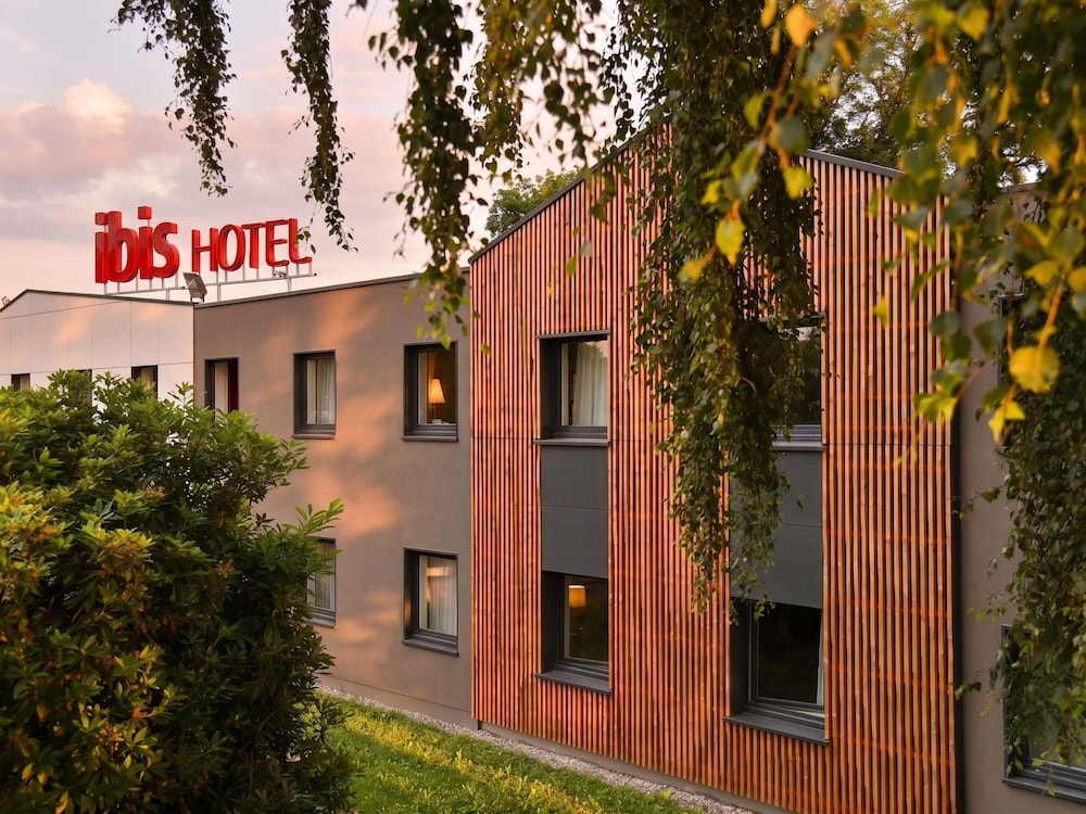 Ibis Quimper 6/70