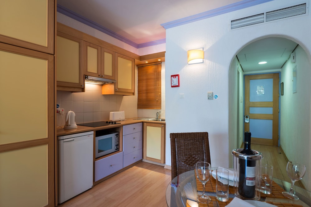 Paphos Gardens Apartments 16/91