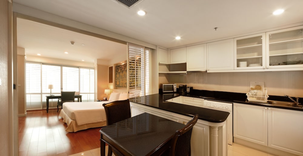 Grande Centre Point Hotel Ratchadamri 31/34
