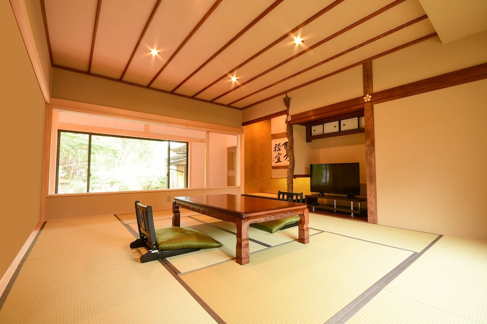 Koyasan Saizenin 37/64