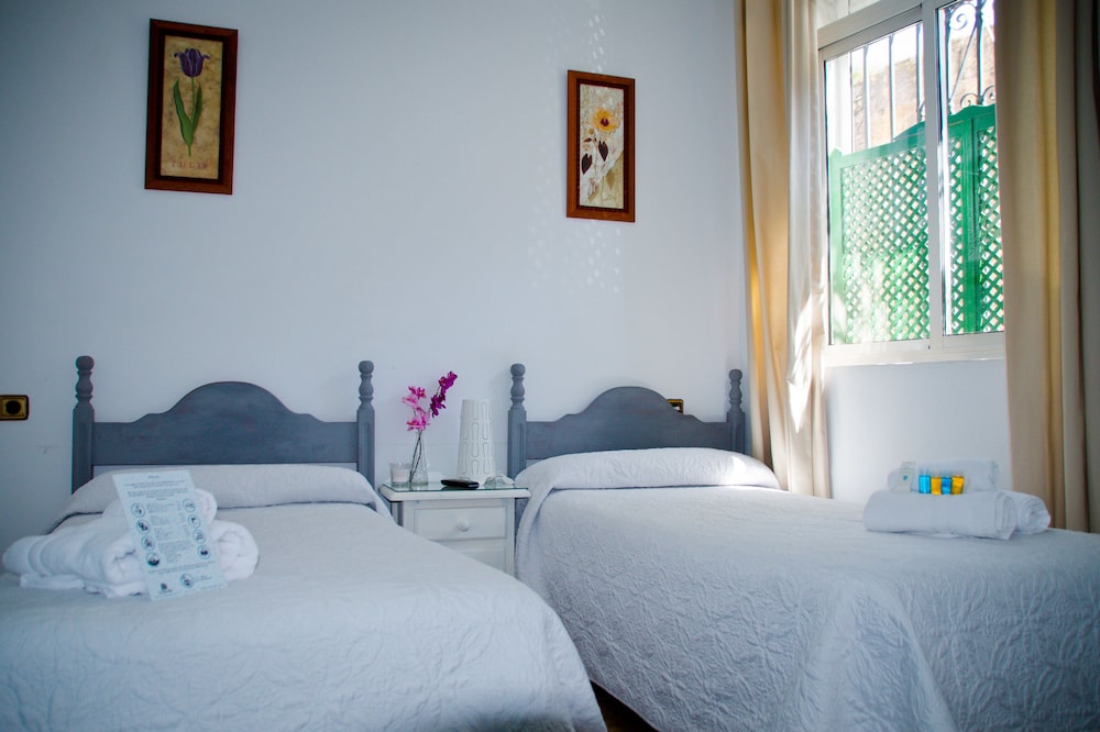 ECONOMY, DOUBLE BED
