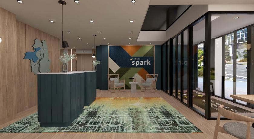 Spark by Hilton Van City Centre 2/16