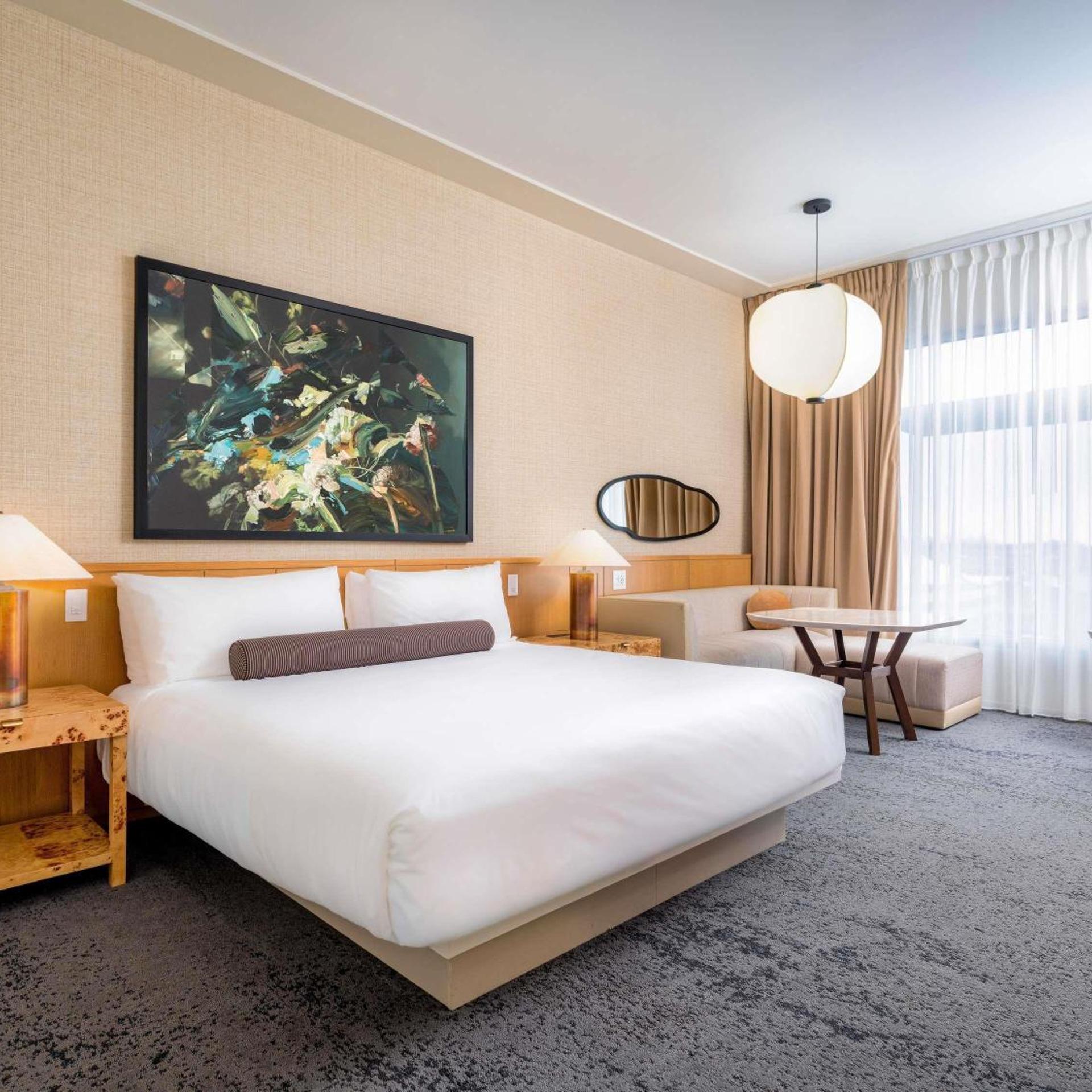Luxury, King Bed, Accessible