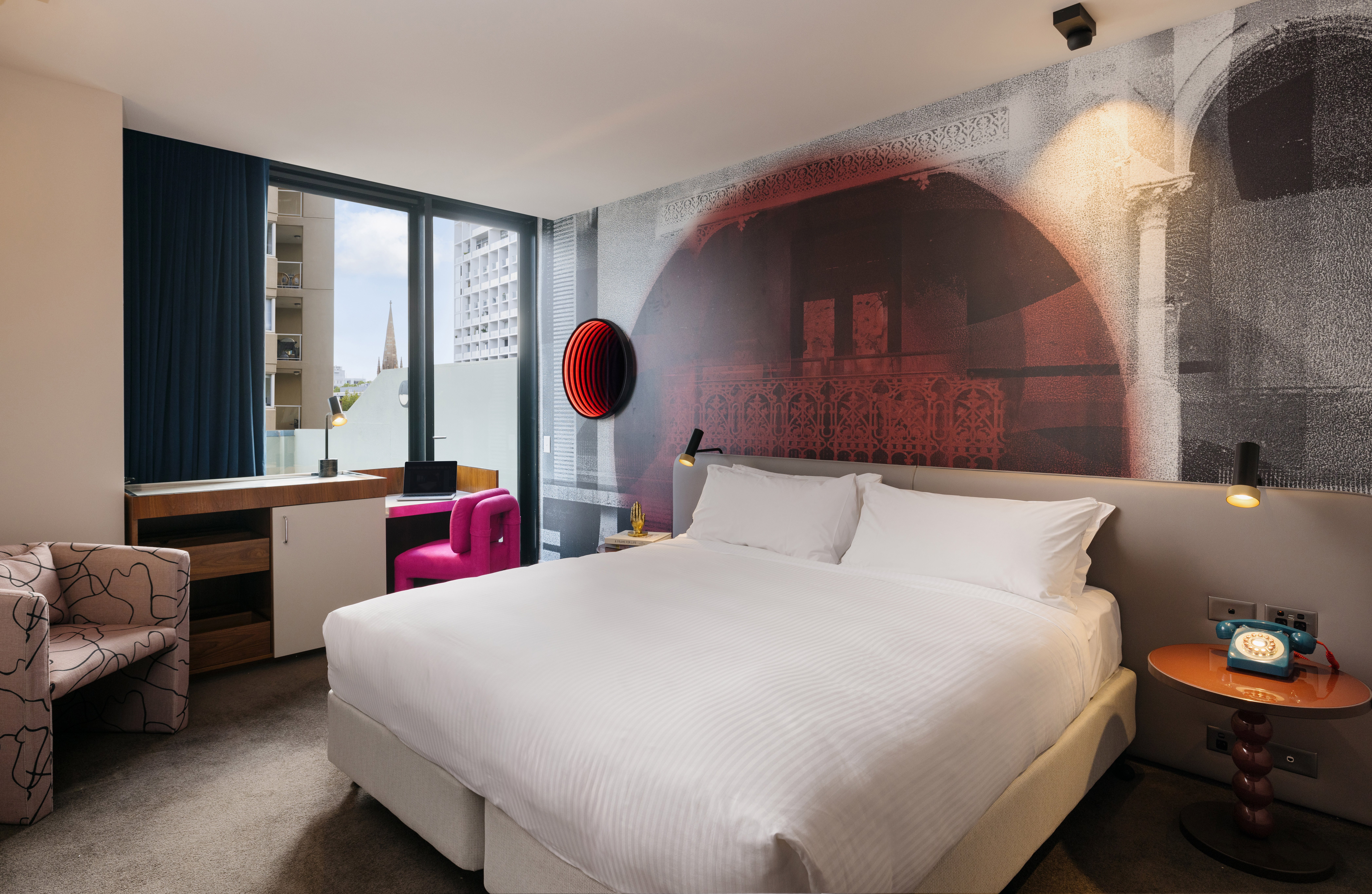 STANDARD, KING BED