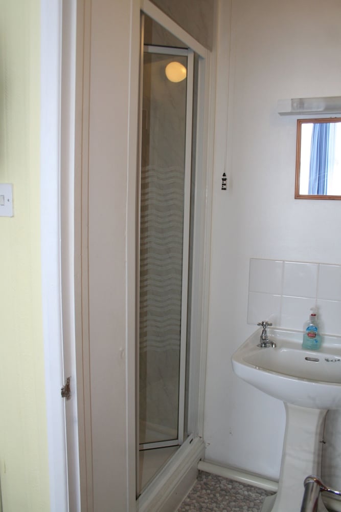 The Haldon Guest House 36/40